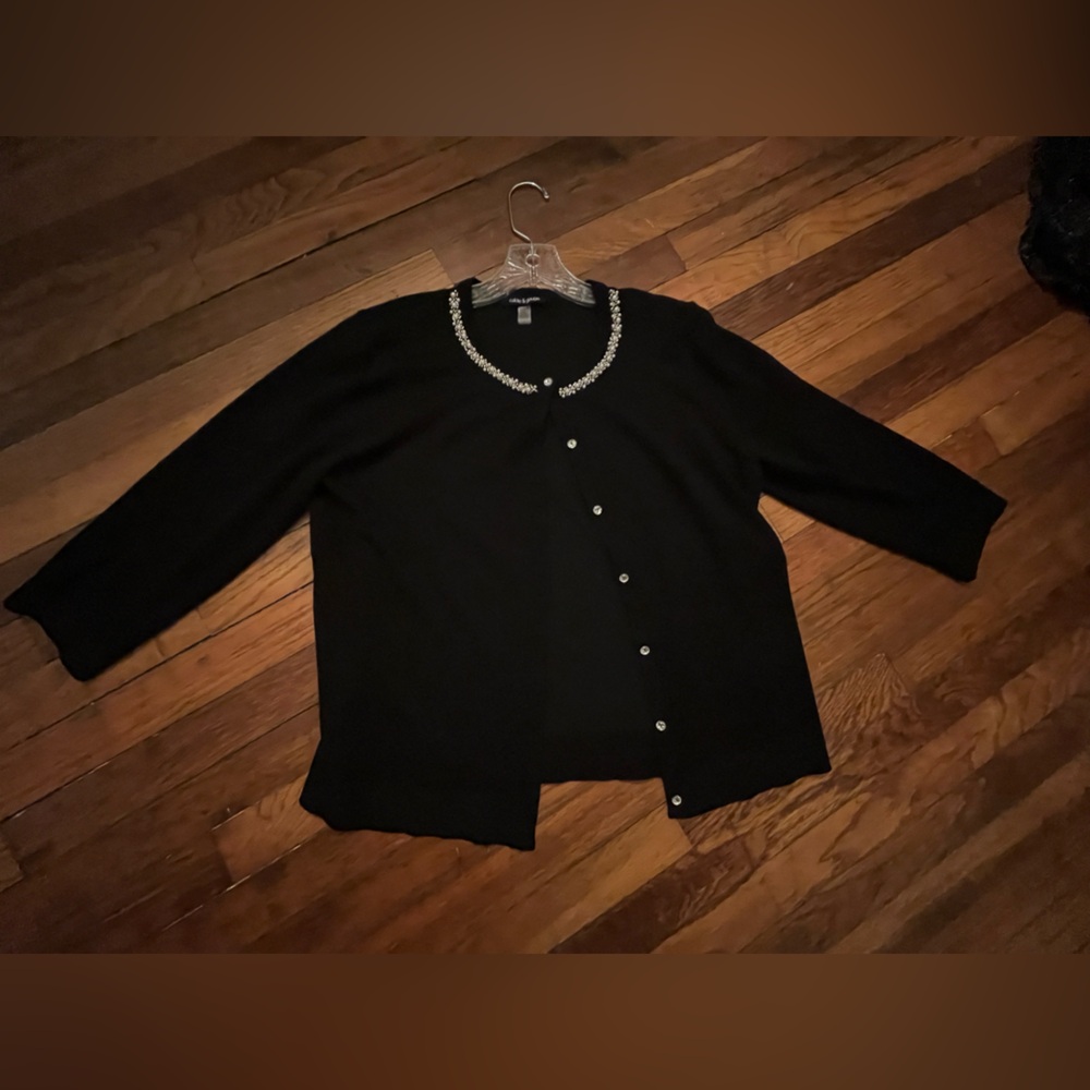 Womens Cable & Gauge Black Cardigan Sweater XL Beaded Neckline 3/4 sleeve wow! - Picture 9 of 11